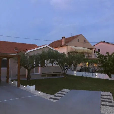 Vila Enthia *