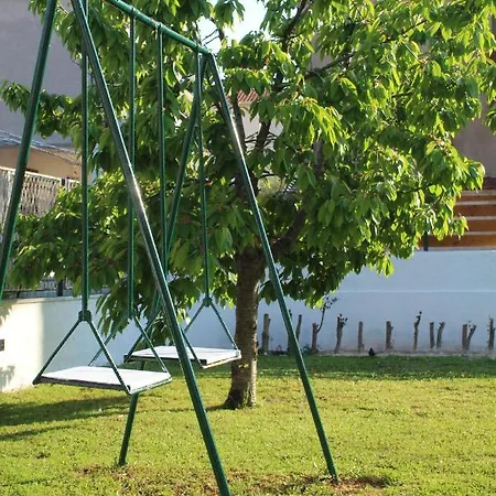 וילה Enthia *